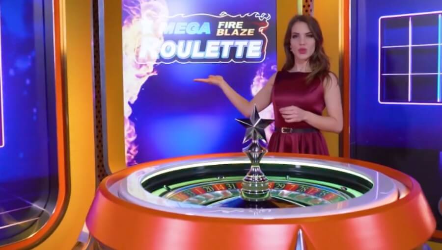 Presentatrice e ruota di Mega Fire Blaze Roulette